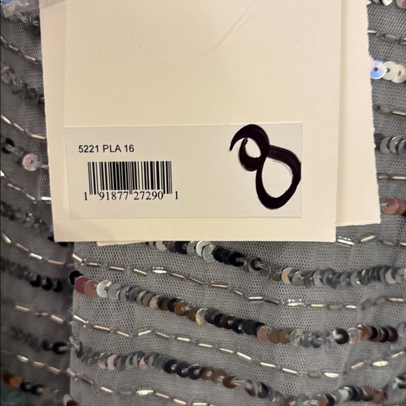 NWT Mac Duggal Silver Beaded Gown GORGEOUS - Picture 12 of 14